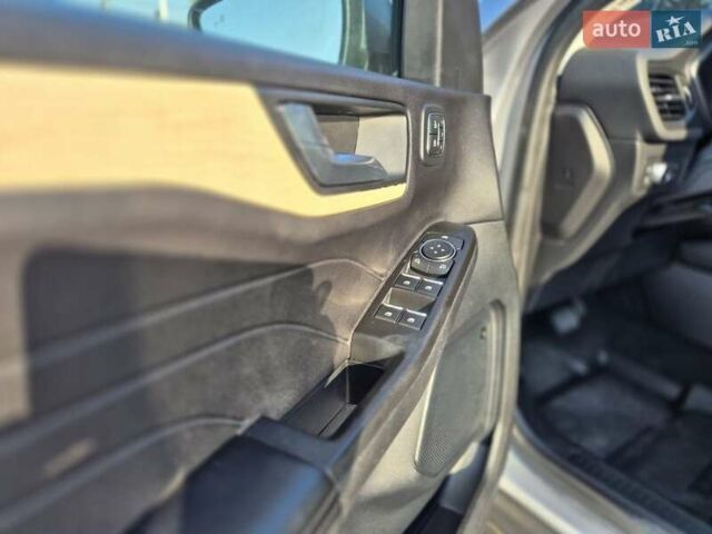 Серый Форд Эскейп, объемом двигателя 2.5 л и пробегом 66 тыс. км за 21900 $, фото 19 на Automoto.ua
