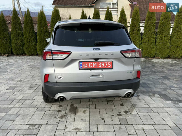 Серый Форд Эскейп, объемом двигателя 1.5 л и пробегом 44 тыс. км за 16800 $, фото 5 на Automoto.ua