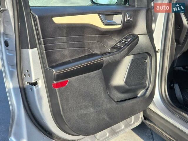 Серый Форд Эскейп, объемом двигателя 2.5 л и пробегом 66 тыс. км за 21900 $, фото 40 на Automoto.ua