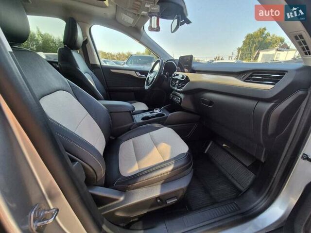 Серый Форд Эскейп, объемом двигателя 2.5 л и пробегом 66 тыс. км за 21900 $, фото 56 на Automoto.ua