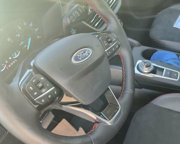 Форд Ескейп 2021 у Сумах на Automoto.ua Сірий Форд Ескейп, об'ємом двигуна 2 л та пробігом 97 тис. км за 19000 $, фото 1 на Automoto.ua