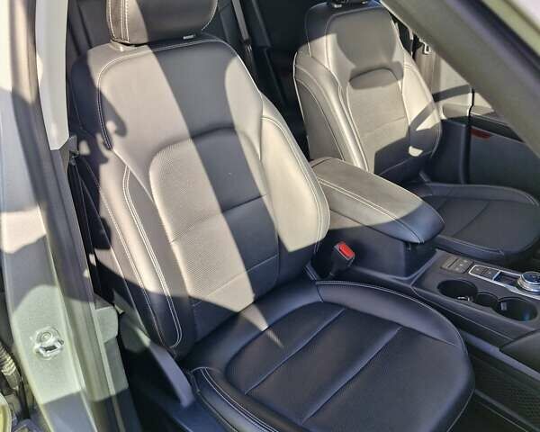 Серый Форд Эскейп, объемом двигателя 2.49 л и пробегом 108 тыс. км за 22000 $, фото 39 на Automoto.ua