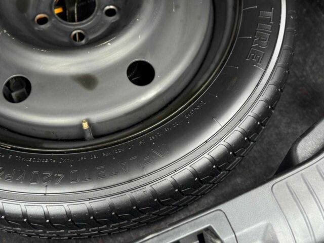 Серый Форд Эскейп, объемом двигателя 2.5 л и пробегом 80 тыс. км за 21900 $, фото 20 на Automoto.ua