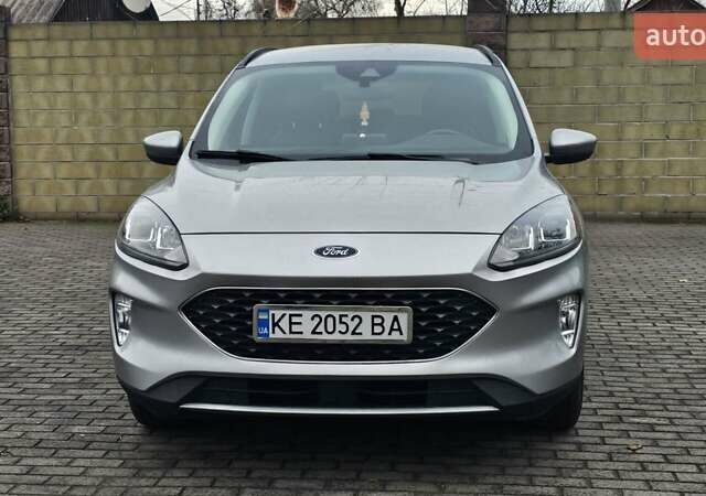 Серый Форд Эскейп, объемом двигателя 2.49 л и пробегом 142 тыс. км за 19800 $, фото 1 на Automoto.ua