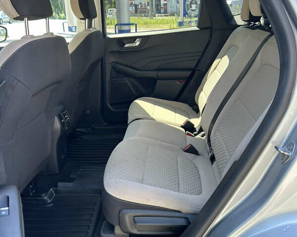 Серый Форд Эскейп, объемом двигателя 2.49 л и пробегом 156 тыс. км за 18700 $, фото 11 на Automoto.ua