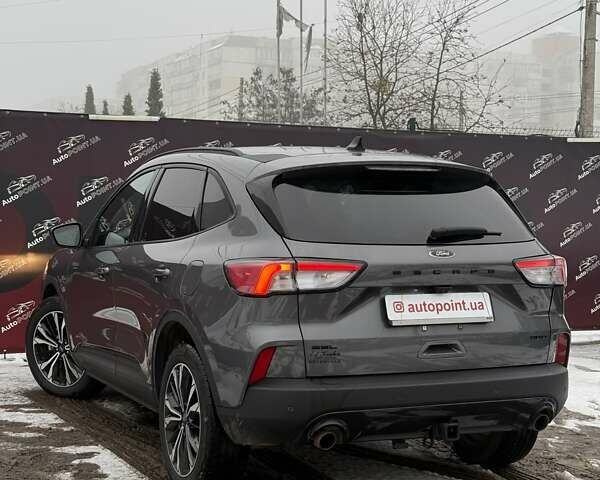 Серый Форд Эскейп, объемом двигателя 2 л и пробегом 111 тыс. км за 19500 $, фото 10 на Automoto.ua