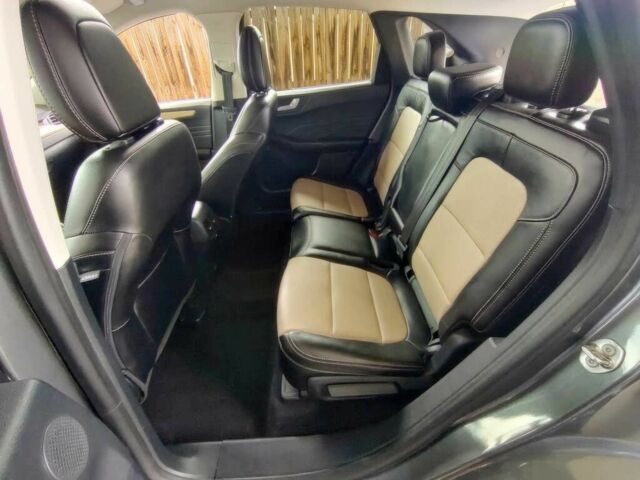 Сірий Форд Ескейп, об'ємом двигуна 2.5 л та пробігом 18 тис. км за 19000 $, фото 9 на Automoto.ua