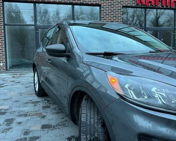 Серый Форд Эскейп, объемом двигателя 1.5 л и пробегом 198 тыс. км за 12300 $, фото 6 на Automoto.ua