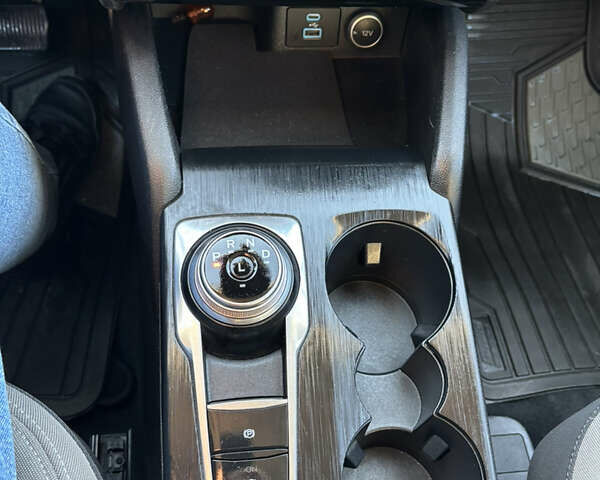 Серый Форд Эскейп, объемом двигателя 2.49 л и пробегом 72 тыс. км за 22000 $, фото 24 на Automoto.ua