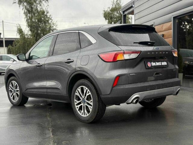 Серый Форд Эскейп, объемом двигателя 2.5 л и пробегом 80 тыс. км за 21900 $, фото 2 на Automoto.ua