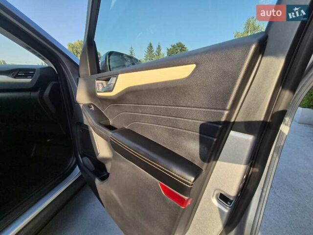 Серый Форд Эскейп, объемом двигателя 2.5 л и пробегом 66 тыс. км за 21900 $, фото 59 на Automoto.ua