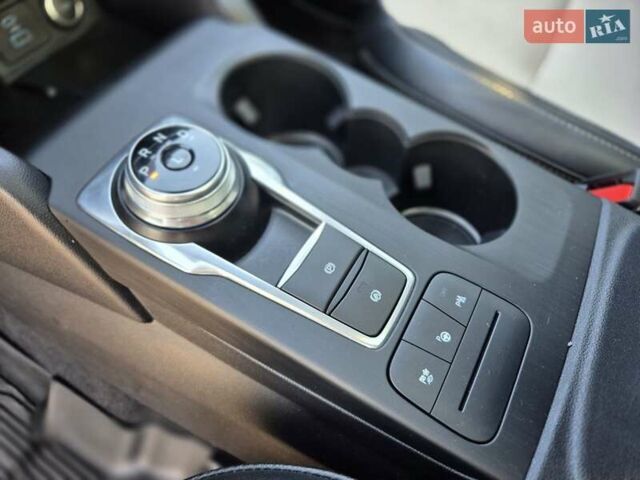 Серый Форд Эскейп, объемом двигателя 2.5 л и пробегом 66 тыс. км за 21900 $, фото 32 на Automoto.ua