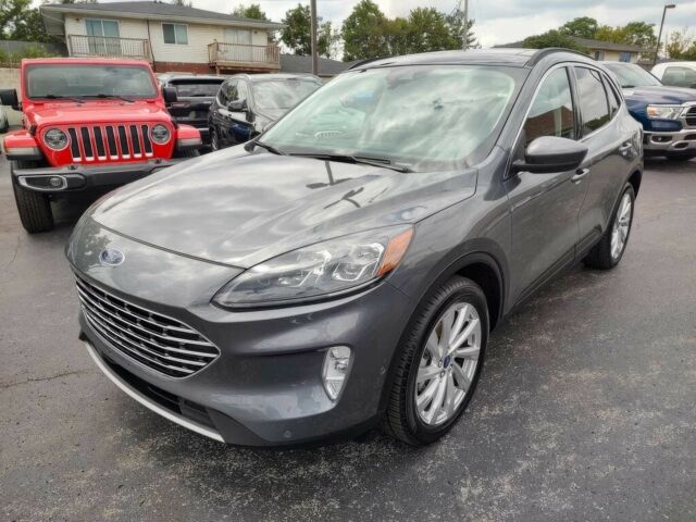 Сірий Форд Ескейп, об'ємом двигуна 2.5 л та пробігом 18 тис. км за 19000 $, фото 2 на Automoto.ua