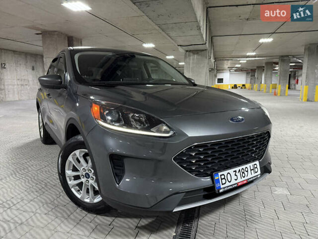 Серый Форд Эскейп, объемом двигателя 1.5 л и пробегом 139 тыс. км за 14200 $, фото 3 на Automoto.ua
