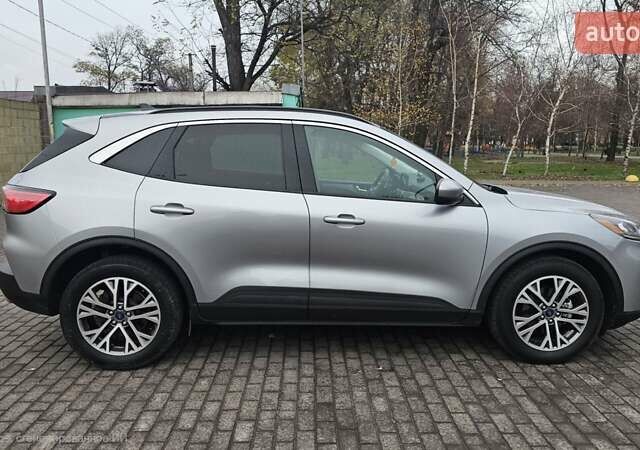 Серый Форд Эскейп, объемом двигателя 2.49 л и пробегом 142 тыс. км за 19800 $, фото 8 на Automoto.ua