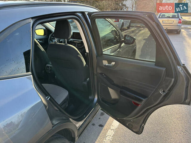 Серый Форд Эскейп, объемом двигателя 2.49 л и пробегом 72 тыс. км за 22000 $, фото 17 на Automoto.ua