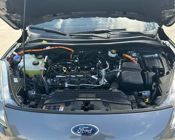 Сірий Форд Ескейп, об'ємом двигуна 2.5 л та пробігом 147 тис. км за 20400 $, фото 1 на Automoto.ua