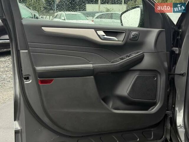 Сірий Форд Ескейп, об'ємом двигуна 2.5 л та пробігом 80 тис. км за 20999 $, фото 20 на Automoto.ua