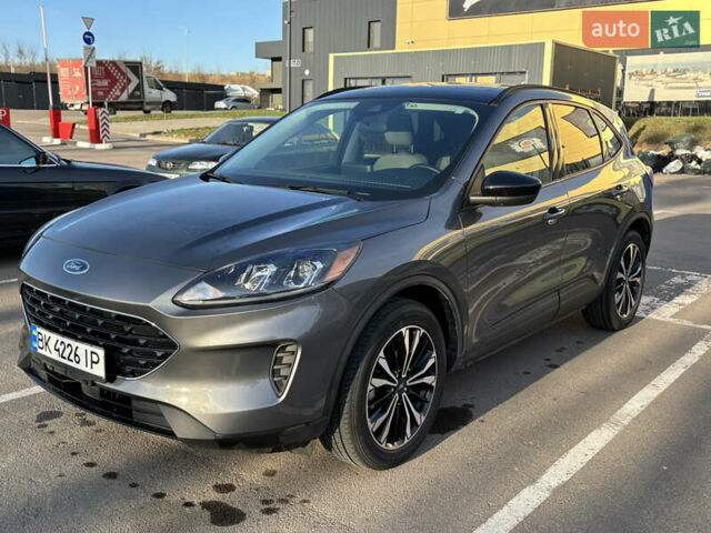 Серый Форд Эскейп, объемом двигателя 2.49 л и пробегом 72 тыс. км за 22000 $, фото 4 на Automoto.ua