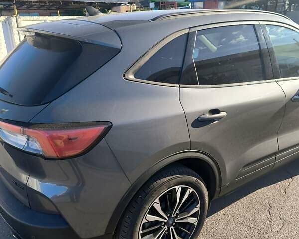Форд Ескейп 2021 у Сумах на Automoto.ua Сірий Форд Ескейп, об'ємом двигуна 2 л та пробігом 97 тис. км за 19000 $, фото 17 на Automoto.ua