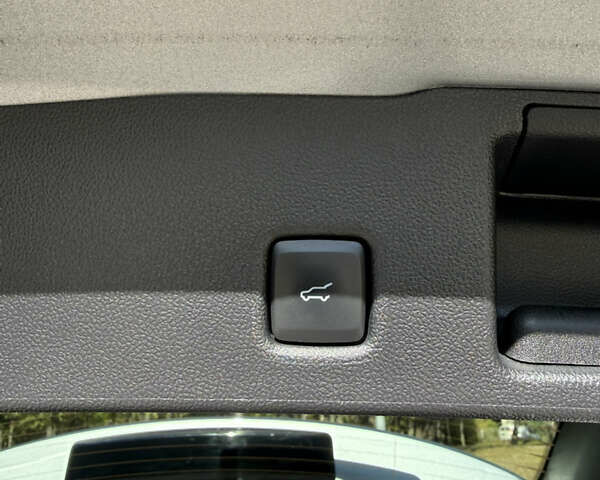 Сірий Форд Ескейп, об'ємом двигуна 1.5 л та пробігом 101 тис. км за 19200 $, фото 11 на Automoto.ua