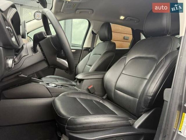 Сірий Форд Ескейп, об'ємом двигуна 2.5 л та пробігом 80 тис. км за 20999 $, фото 24 на Automoto.ua