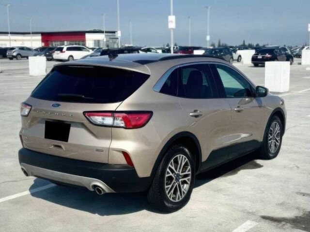 Серый Форд Эскейп, объемом двигателя 2.5 л и пробегом 45 тыс. км за 5500 $, фото 5 на Automoto.ua