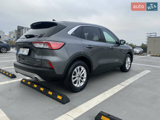 Серый Форд Эскейп, объемом двигателя 2.49 л и пробегом 61 тыс. км за 29000 $, фото 6 на Automoto.ua