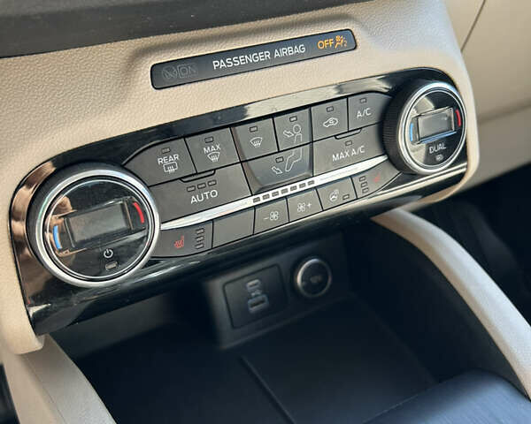 Серый Форд Эскейп, объемом двигателя 2.49 л и пробегом 156 тыс. км за 18700 $, фото 8 на Automoto.ua