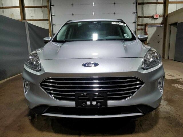 Серый Форд Эскейп, объемом двигателя 2.5 л и пробегом 65 тыс. км за 14500 $, фото 4 на Automoto.ua