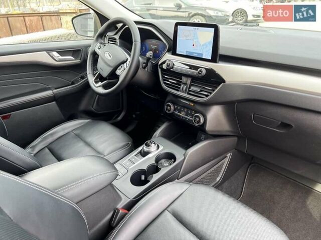 Серый Форд Эскейп, объемом двигателя 1.5 л и пробегом 125 тыс. км за 18500 $, фото 20 на Automoto.ua