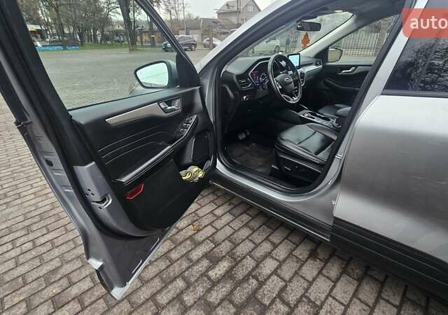 Серый Форд Эскейп, объемом двигателя 2.49 л и пробегом 142 тыс. км за 19800 $, фото 11 на Automoto.ua