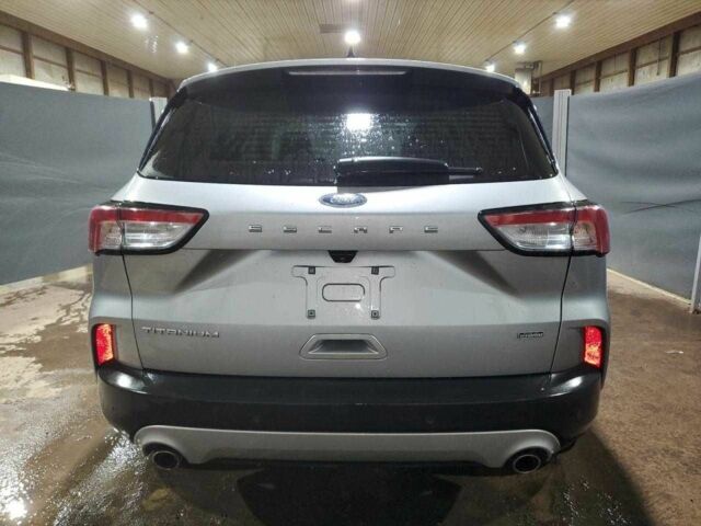 Серый Форд Эскейп, объемом двигателя 2.5 л и пробегом 65 тыс. км за 14500 $, фото 5 на Automoto.ua