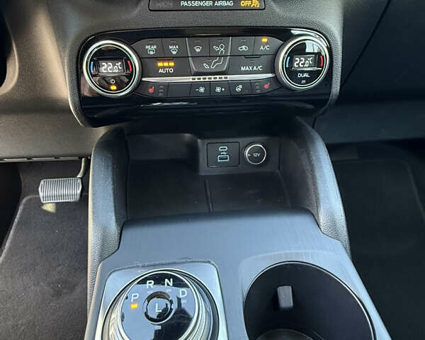 Сірий Форд Ескейп, об'ємом двигуна 1.5 л та пробігом 101 тис. км за 19200 $, фото 14 на Automoto.ua