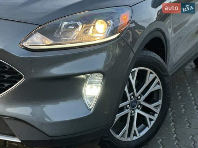 Сірий Форд Ескейп, об'ємом двигуна 2.5 л та пробігом 70 тис. км за 22999 $, фото 31 на Automoto.ua