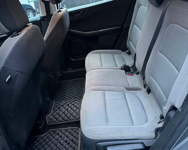 Серый Форд Эскейп, объемом двигателя 1.5 л и пробегом 198 тыс. км за 12300 $, фото 11 на Automoto.ua