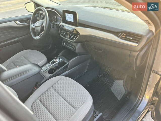 Серый Форд Эскейп, объемом двигателя 2.49 л и пробегом 72 тыс. км за 22000 $, фото 11 на Automoto.ua