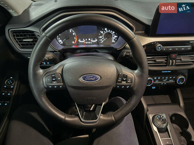 Серый Форд Эскейп, объемом двигателя 1.5 л и пробегом 139 тыс. км за 14200 $, фото 37 на Automoto.ua