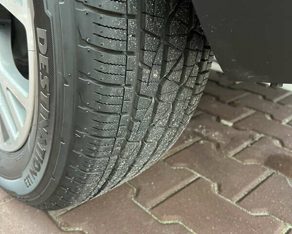 Серый Форд Эскейп, объемом двигателя 1.5 л и пробегом 66 тыс. км за 17800 $, фото 27 на Automoto.ua