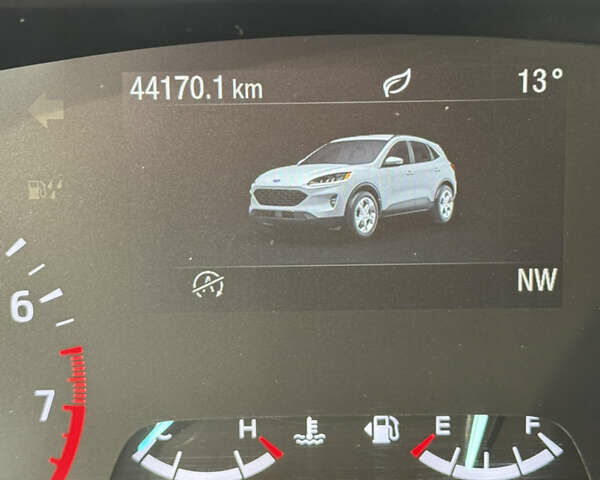 Серый Форд Эскейп, объемом двигателя 1.5 л и пробегом 44 тыс. км за 16800 $, фото 15 на Automoto.ua