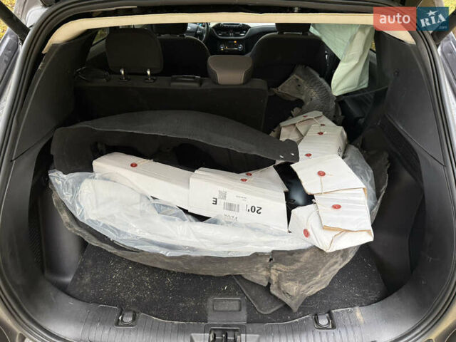 Серый Форд Эскейп, объемом двигателя 1.5 л и пробегом 140 тыс. км за 11500 $, фото 14 на Automoto.ua