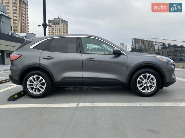 Серый Форд Эскейп, объемом двигателя 2.49 л и пробегом 61 тыс. км за 29000 $, фото 4 на Automoto.ua