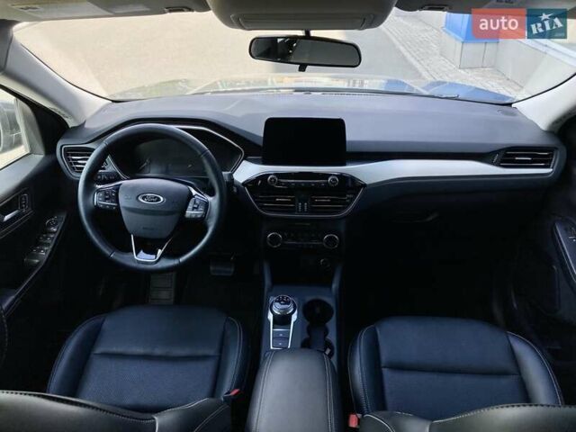 Серый Форд Эскейп, объемом двигателя 1.5 л и пробегом 20 тыс. км за 19999 $, фото 19 на Automoto.ua