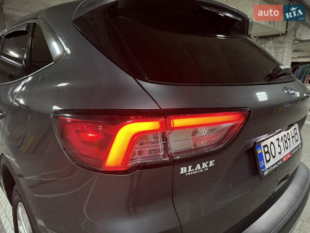 Серый Форд Эскейп, объемом двигателя 1.5 л и пробегом 139 тыс. км за 14200 $, фото 15 на Automoto.ua