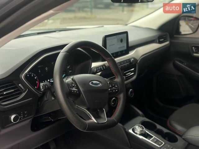 Сірий Форд Ескейп, об'ємом двигуна 1.5 л та пробігом 93 тис. км за 18700 $, фото 8 на Automoto.ua