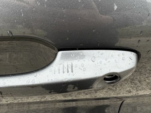 Серый Форд Эскейп, объемом двигателя 2.5 л и пробегом 36 тыс. км за 25900 $, фото 22 на Automoto.ua