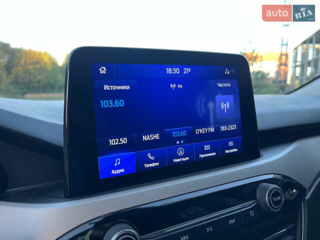 Сірий Форд Ескейп, об'ємом двигуна 1.5 л та пробігом 16 тис. км за 17500 $, фото 30 на Automoto.ua