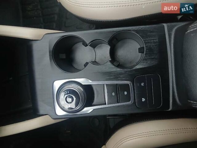 Серый Форд Эскейп, объемом двигателя 1.5 л и пробегом 64 тыс. км за 18200 $, фото 18 на Automoto.ua