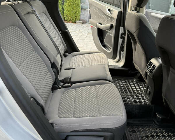 Серый Форд Эскейп, объемом двигателя 1.5 л и пробегом 44 тыс. км за 16800 $, фото 17 на Automoto.ua