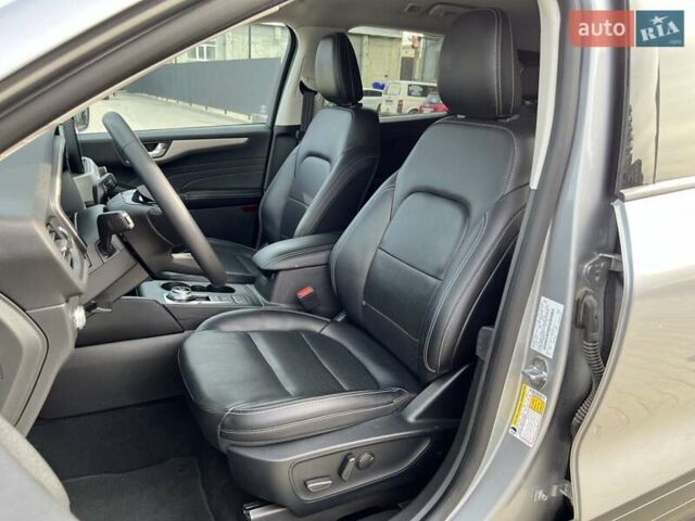 Серый Форд Эскейп, объемом двигателя 1.5 л и пробегом 125 тыс. км за 18500 $, фото 10 на Automoto.ua